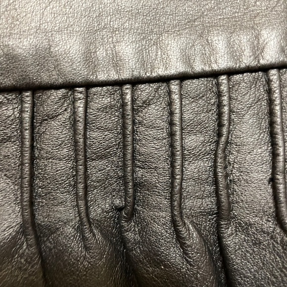 Laundry by Shelli Segal size 6 Black Leather Pencil skirt with ruffle - Picture 5 of 6